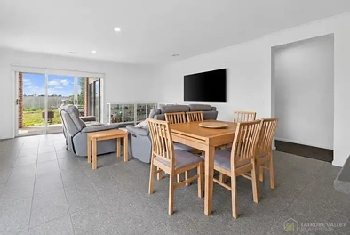 27 Lyons Street, Rosedale, VIC 3847, 4 slaapkamers, 2 badkamers, House