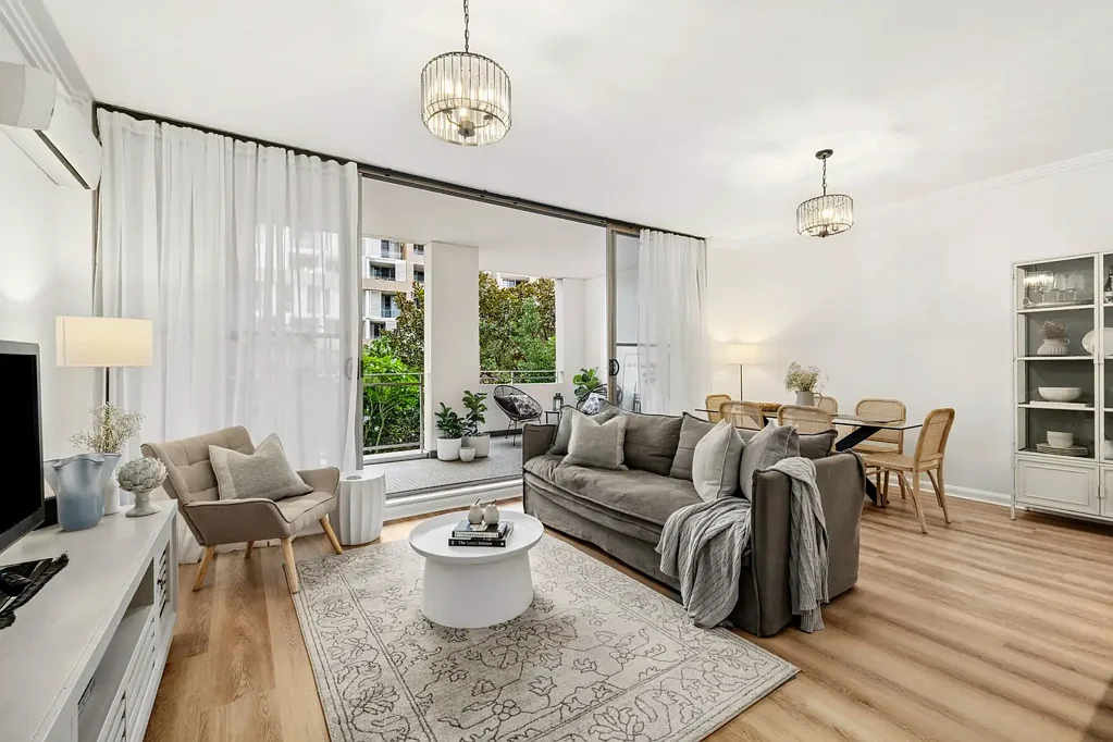 Wentworth Point 2Zimmer Renovated Haven with Privacy and Space