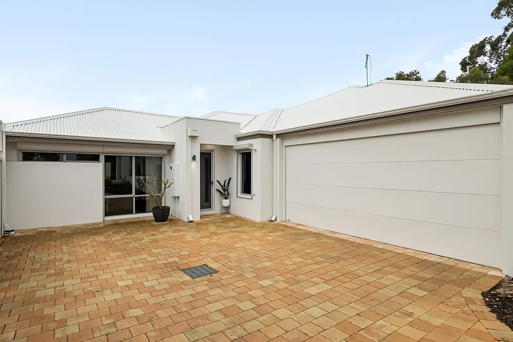 Bayswater 3Kwarto Contemporary style with space in all the right places