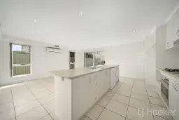 UNIT 1 20 BROUGHTON PL, Queanbeyan