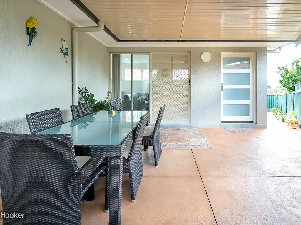 Modern 1-Bedroom Granny Flat with Spacious Living & Private