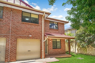 Blacktown 3chambre House-Like Proportions with the Convenience of Townhouse Living