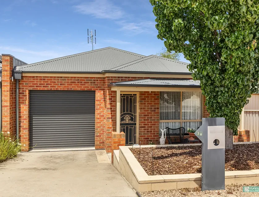 3A Alison Bvd, Epsom, VIC 3551, 3 침실, 2 욕실, House