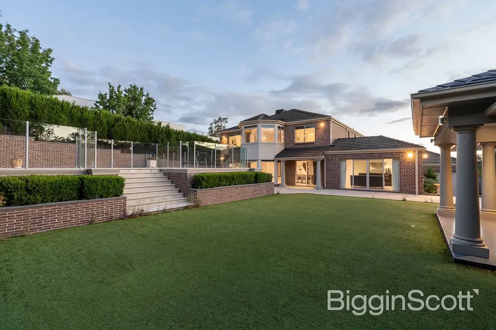 Templestowe 5Moenga Luxury Living in Prestigious Family Estate
