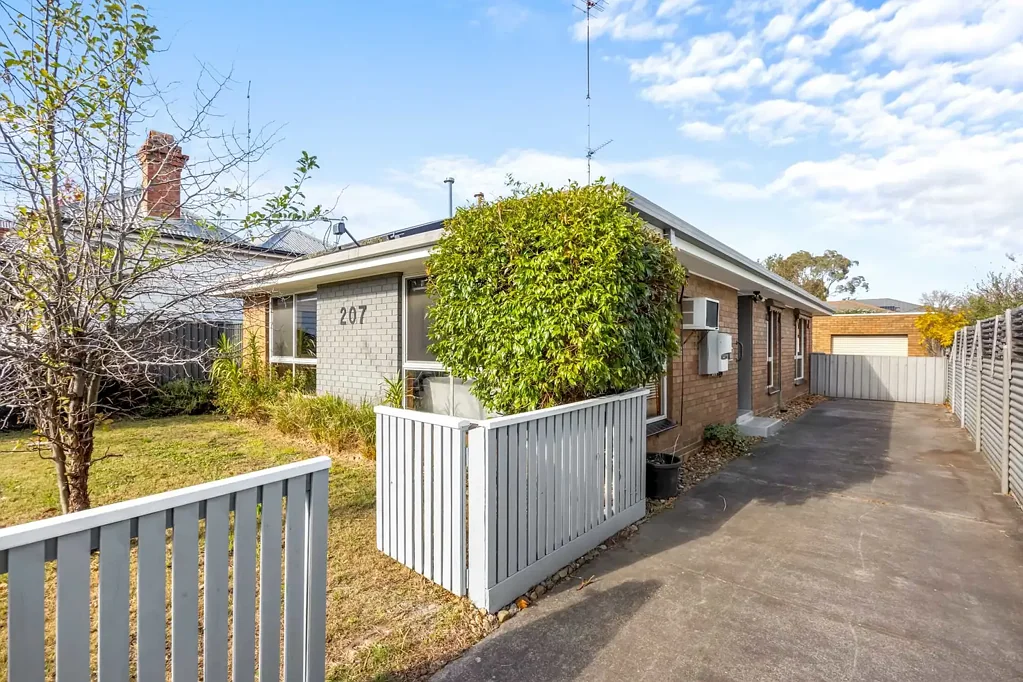 Soldiers Hill 3房  Inner-City Convenience in Sought-After Soldiers Hill