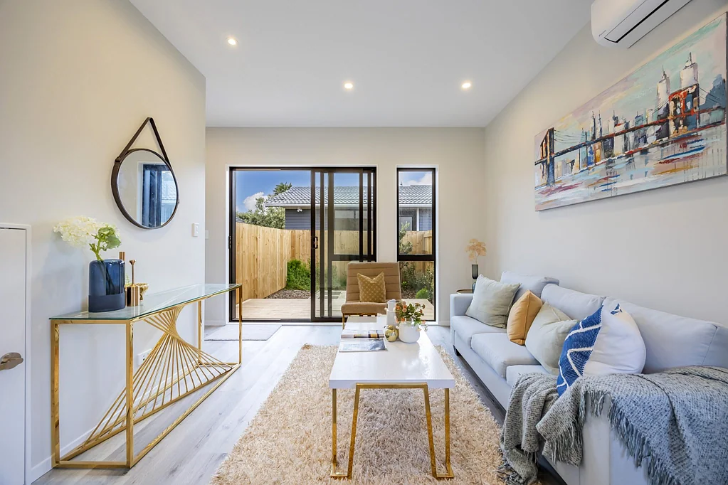 Te Atatu Peninsula 2房  Most Affordable! Brand New!  Modern!
