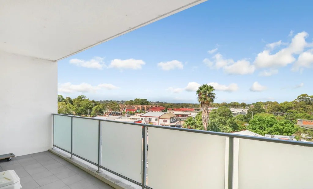 Toongabbie 3chambre Supersized Modern Apartment in a Top Location