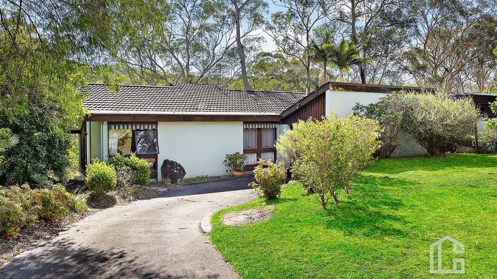 Lapstone 3ਬੈੱਡਰੂਮ 917sqm (approx.) | Bush Views | Three Bedrooms | Garage - Early Bird Viewing Saturday 31st October, 10.00am - 10.20am