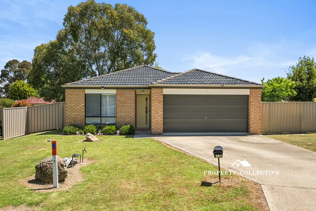15 Orchard Grove, Beechworth, VIC 3747