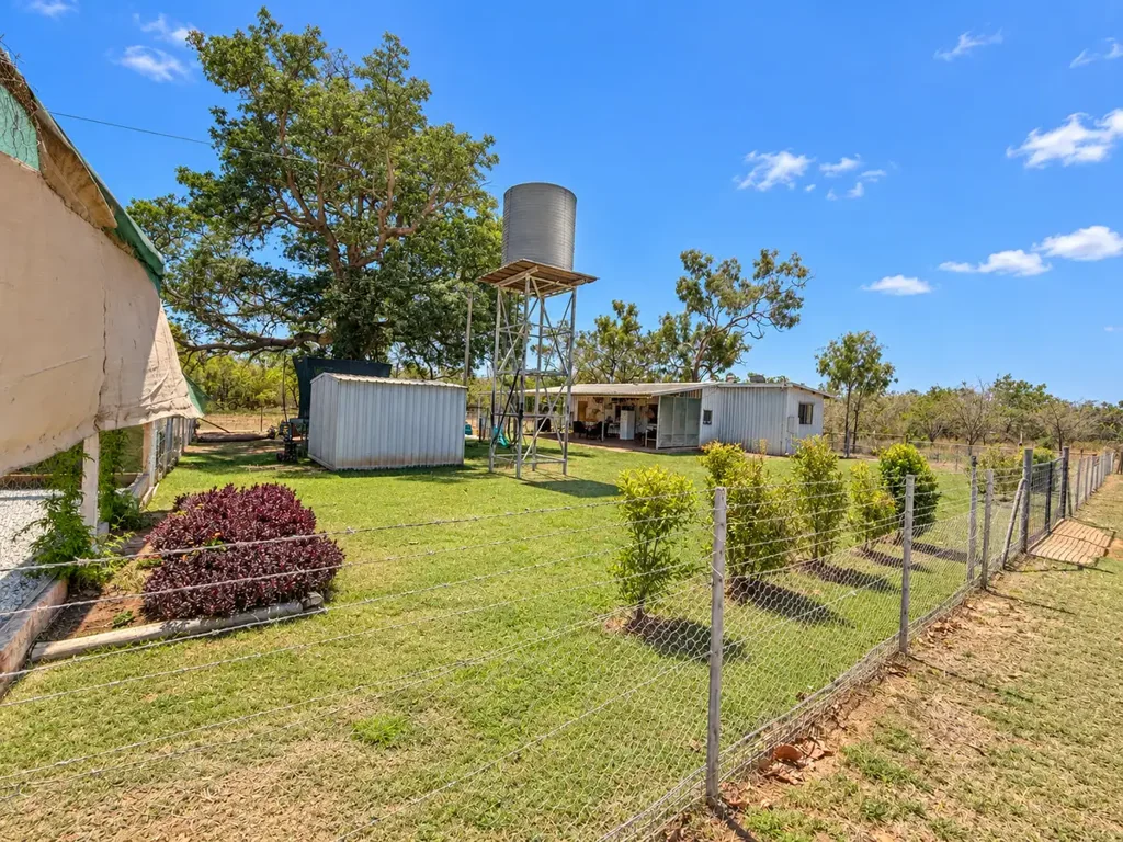 Chillagoe 2ਬੈੱਡਰੂਮ Room to Roam - Two-Bedroom Shouse on 1.13 Hectares