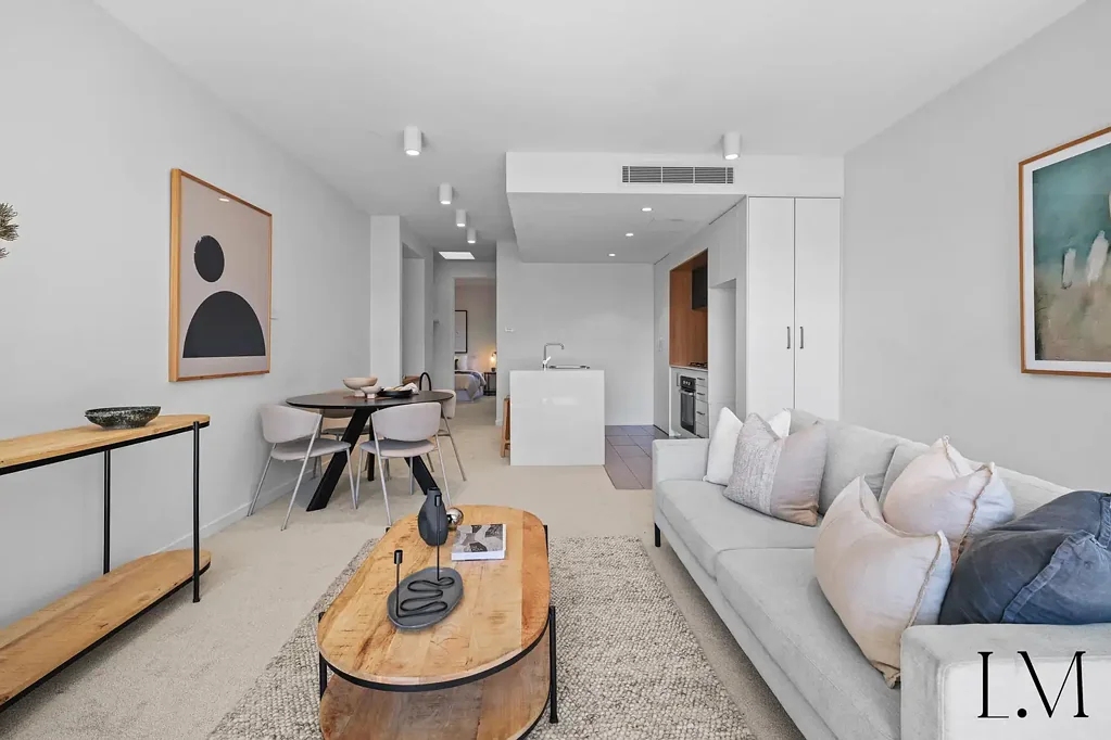 Modern Apartment Living in Prime Location