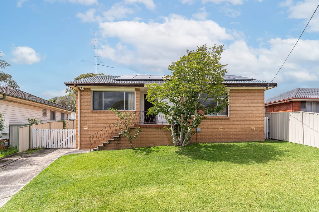 9 Thirroul Road, Kanahooka, NSW 2530