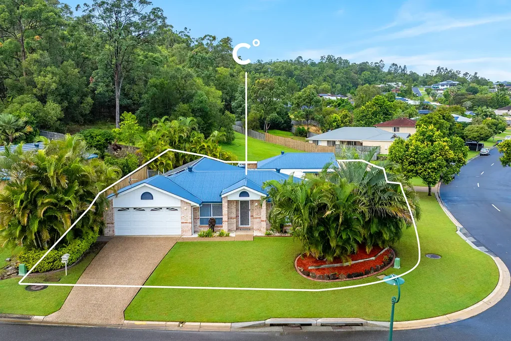 1 York Court, Pacific Pines, QLD 4211
