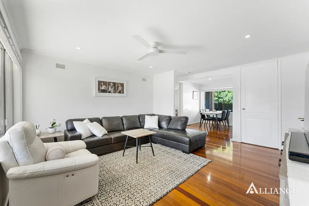 33 Garnsey Avenue, Panania, NSW 2213