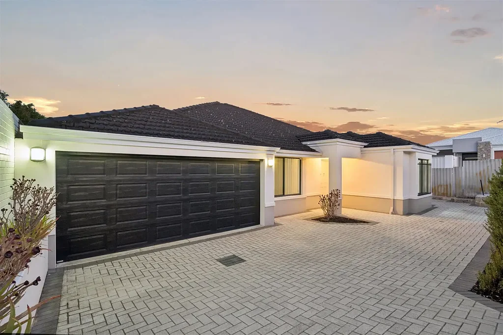 DIANELLA Freshly Renovated Home