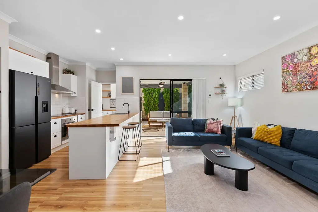 Madeley 4 Bedroom PERFECTLY POSITIONED, PERFECTLY PRICED!