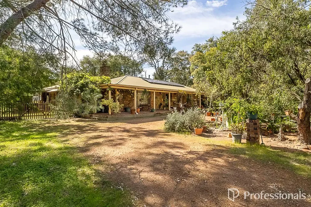125 Station Street, Martin, WA 6110