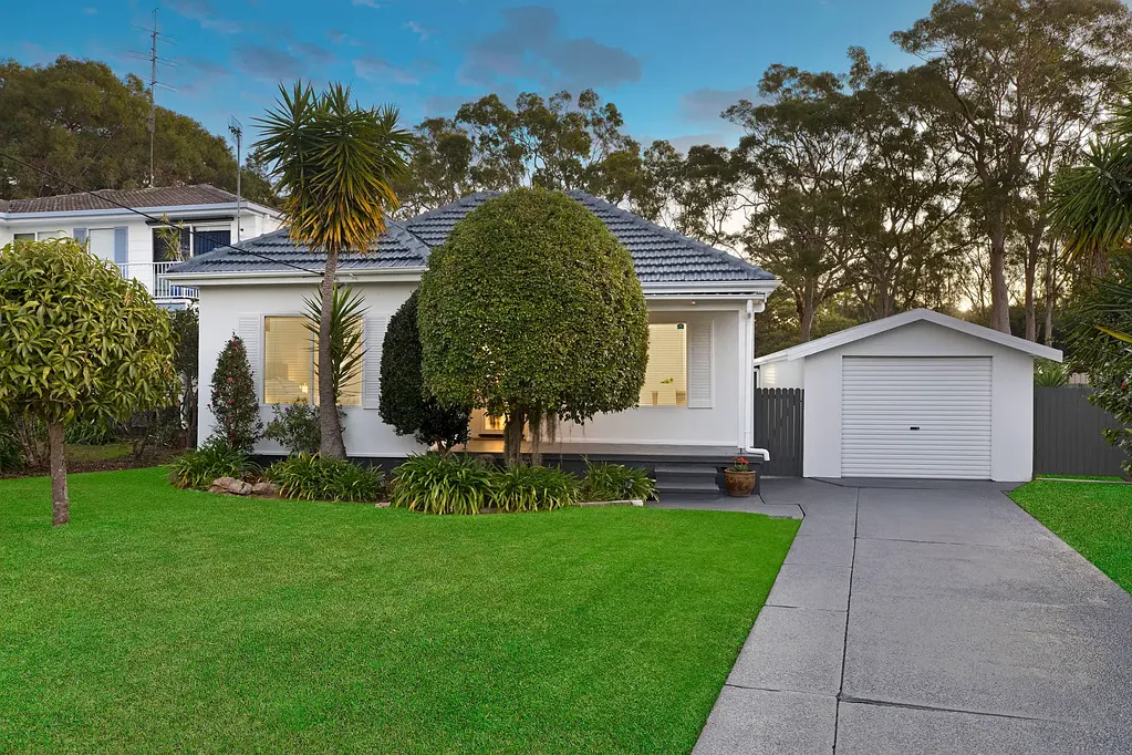 14 Cranbrook Crescent, Killarney Vale, NSW 2261