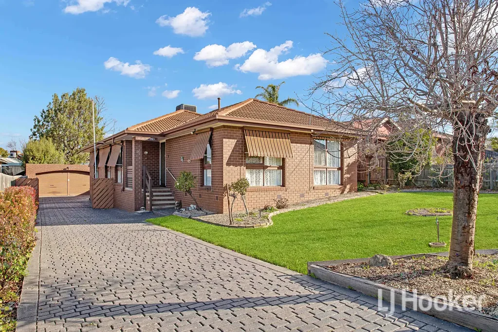 Bacchus Marsh 3房 Bacchus Marsh市中心黄金1,000平方米机会 Prime 1,000sqm Opportunity in Central Bacchus Marsh