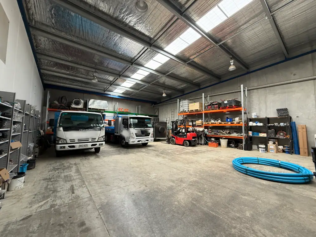 Henderson 325sqm Industrial Warehouse in Henderson