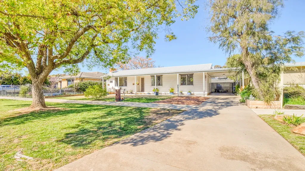8 Bartlett Street, Tatura, VIC 3616