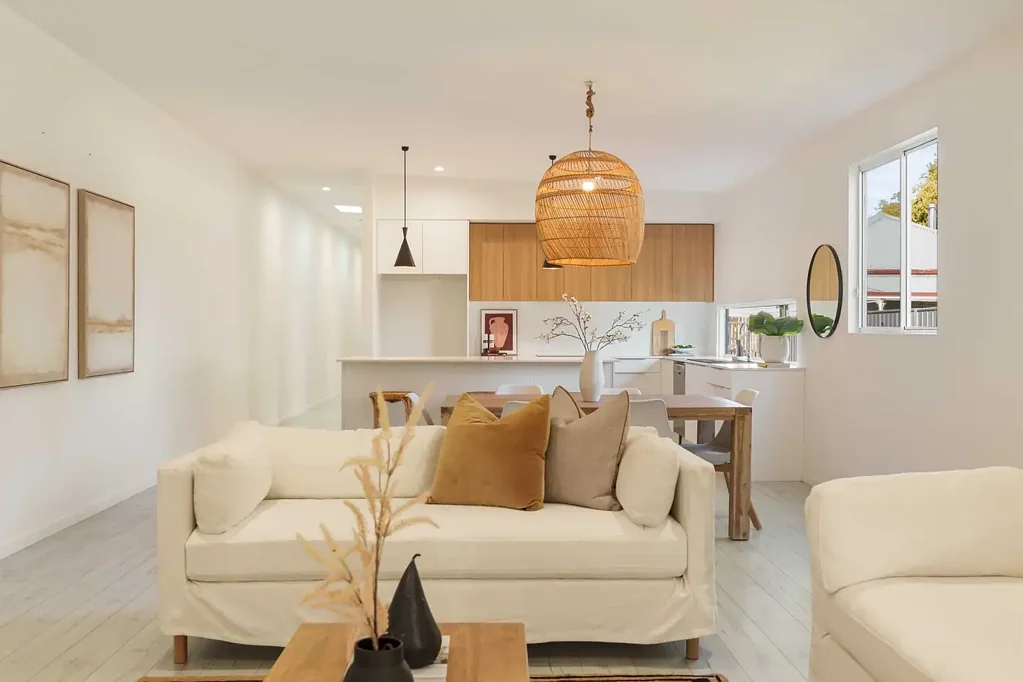 Modern Duplex with Home Office & Quality Finishes