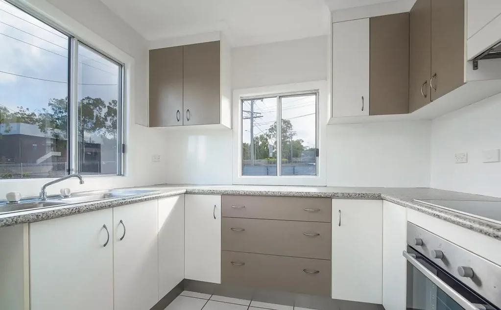 South Gladstone 4 Bedroom Affordable 4-Bedroom Home with Side Access in South Gladstone
