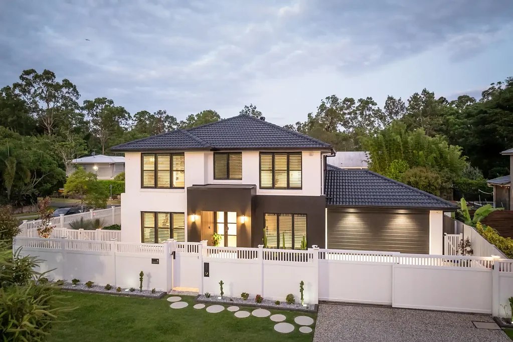 4 Lorikeet Close, Fig Tree Pocket, QLD 4069