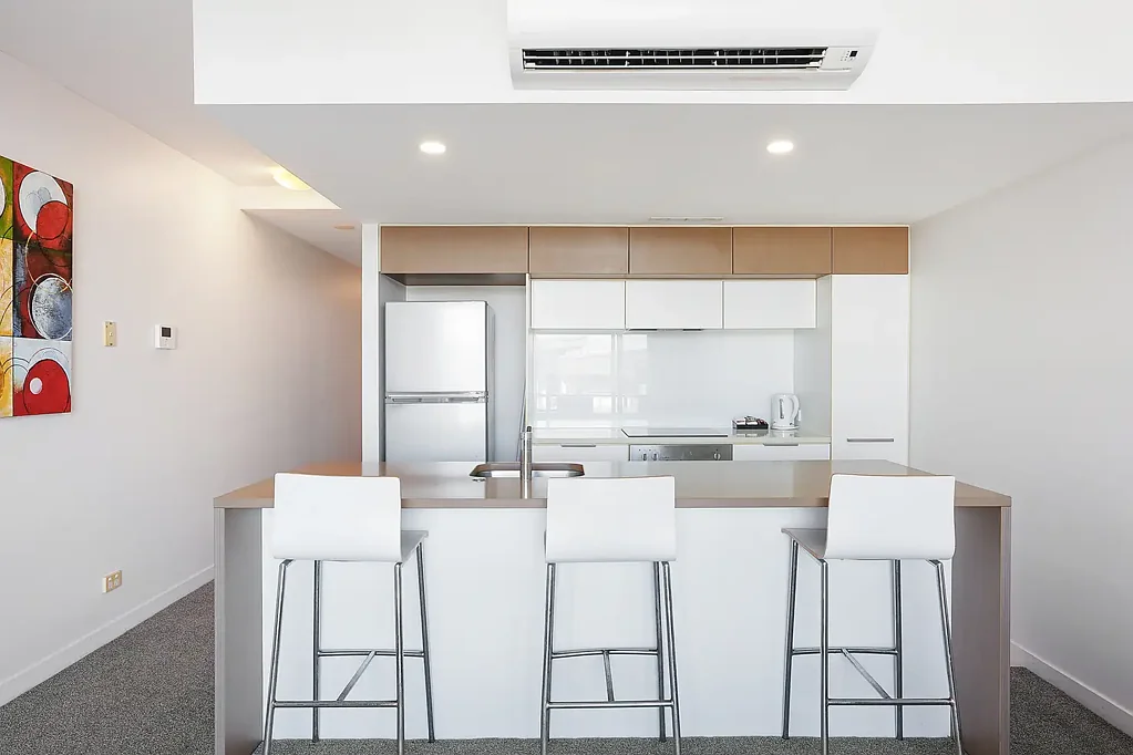 Townsville City 1 Bedroom Inner-city living with river outlooks