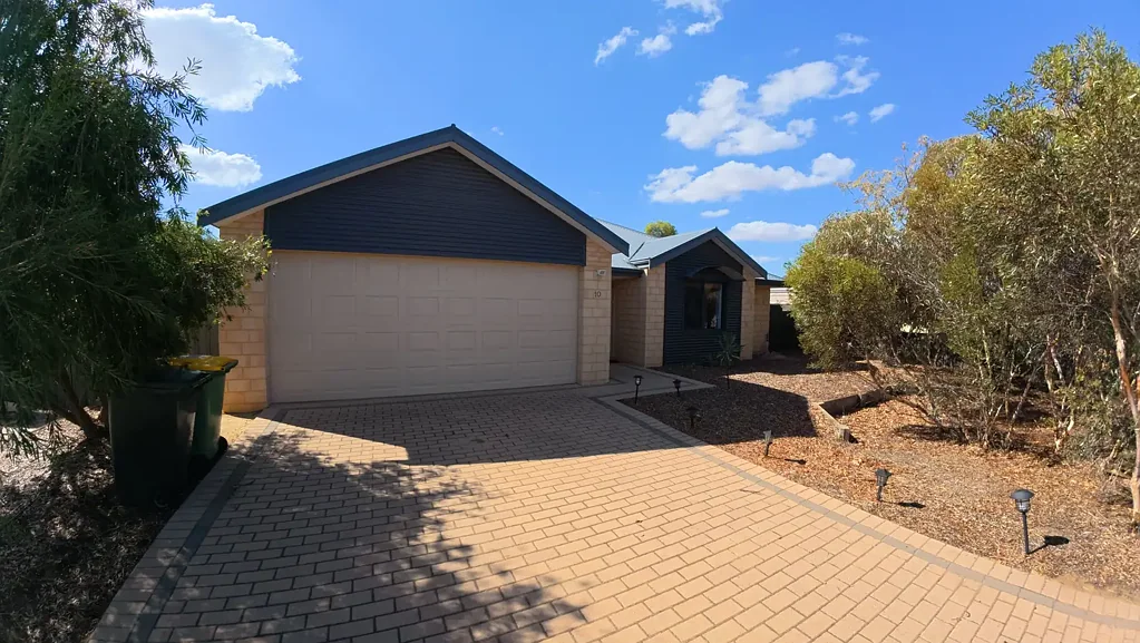 10 O'Loghlen Street, Dowerin, WA 6461