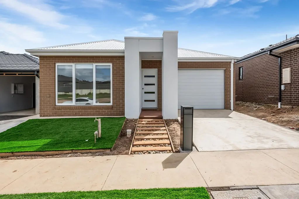 For Rent – 4-Bedroom Home in Strathfieldsaye