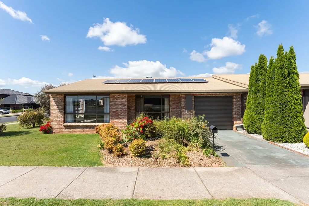 1/84 Lovett Street, Devonport, TAS 7310