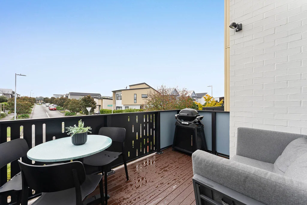 Hobsonville 1chambre The Right Size, Aspect & Location
