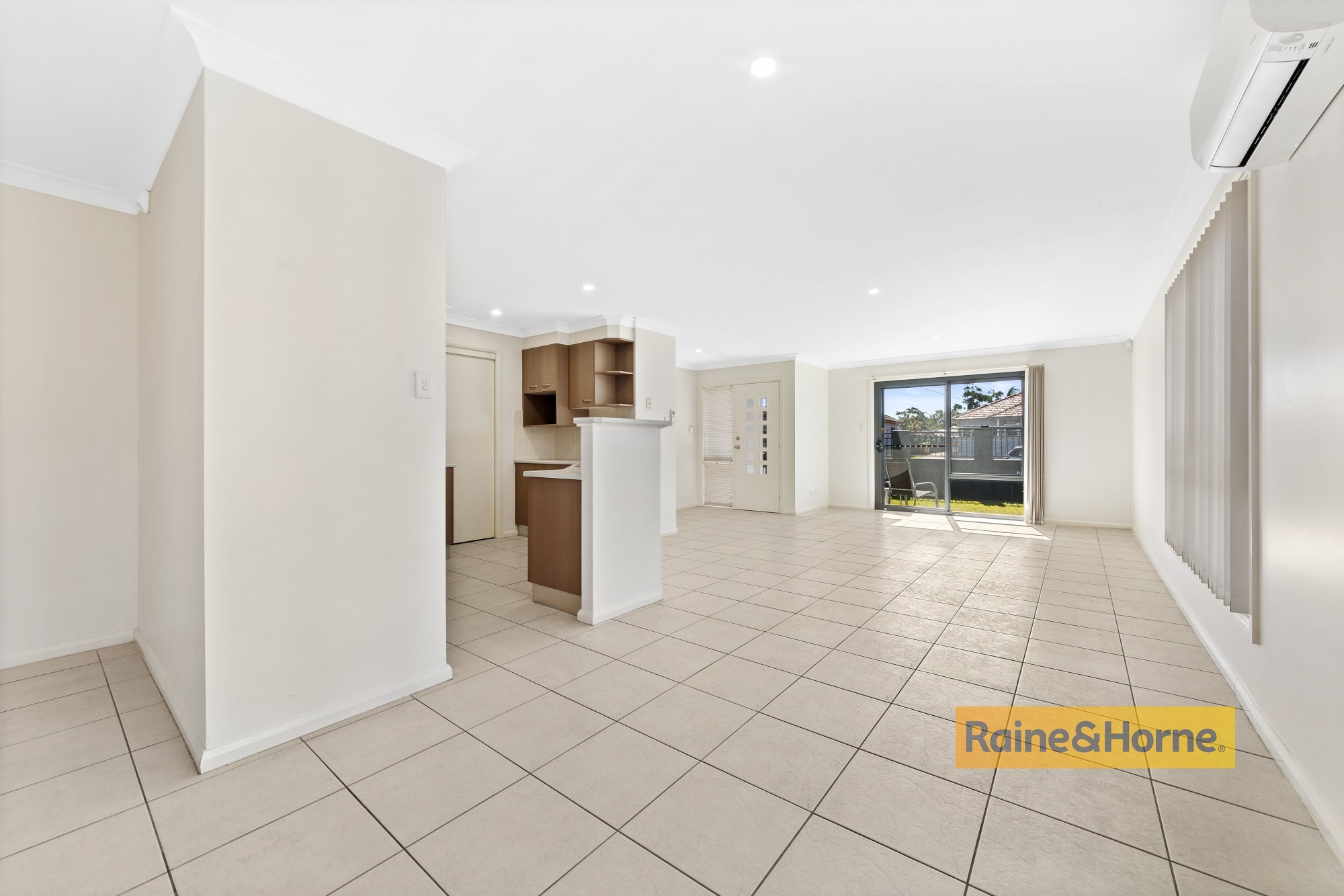 UNIT 1 62 RIDGE ST, ETTALONG BEACH NSW 2257, 0房, 0浴, Unspecified