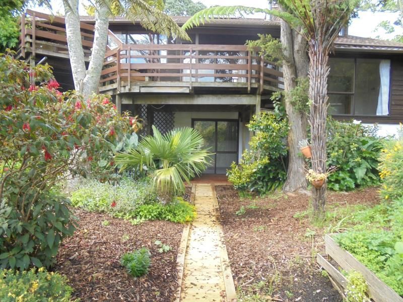 28 Beach Haven Road, Beach Haven, Auckland - North Shore, 3 Kuwarto, 2 Banyo