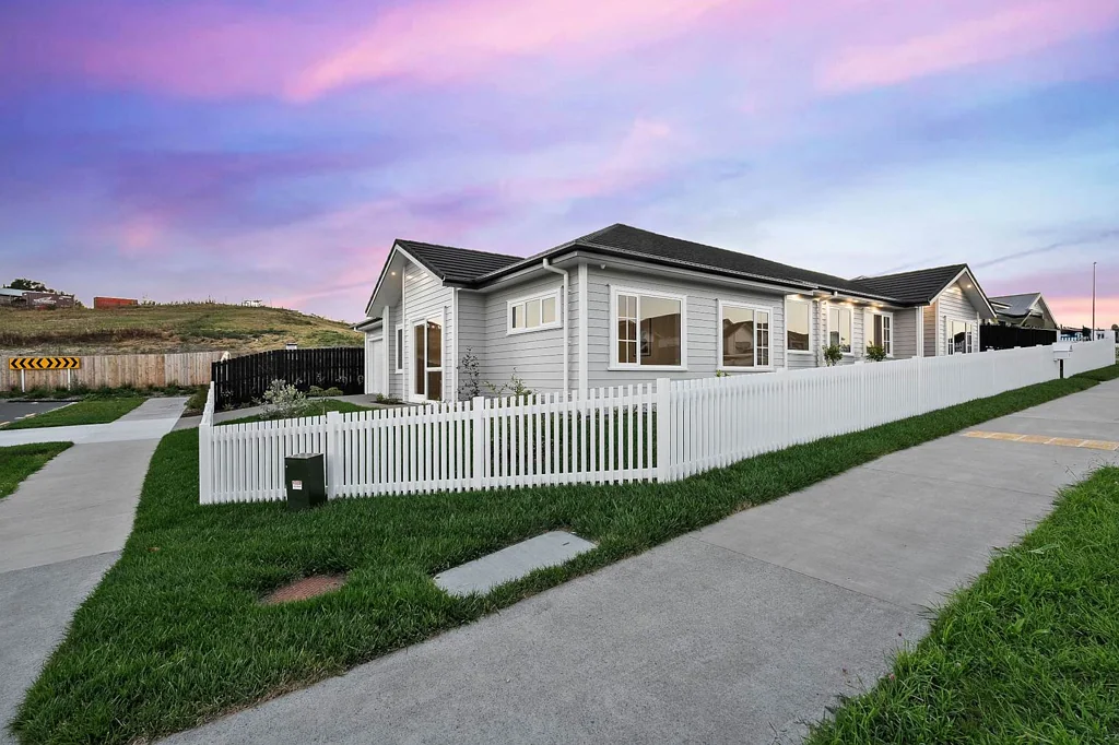 19 Fallowdown Street, Milldale, Rodney, Auckland
