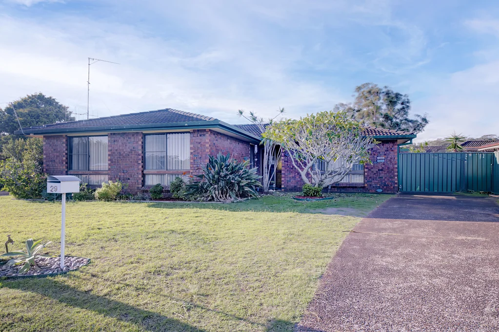 29 Kennewell Parade, Tuncurry, NSW 2428