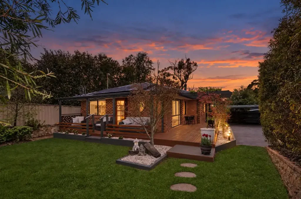 Hill Top 3બેડરૂમ Elevated Living with Breathtaking Views & Ultimate Entertaining