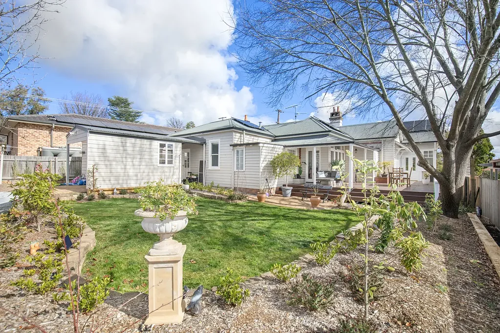 Armidale 4ห้องนอน Beautifully Restored Home in Prime Location