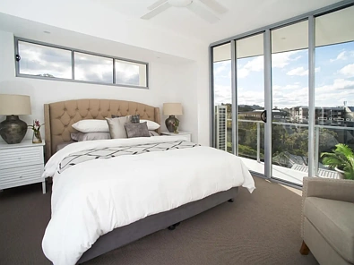 Kwarto - 10/16 Kings Road, Taringa, QLD 4068