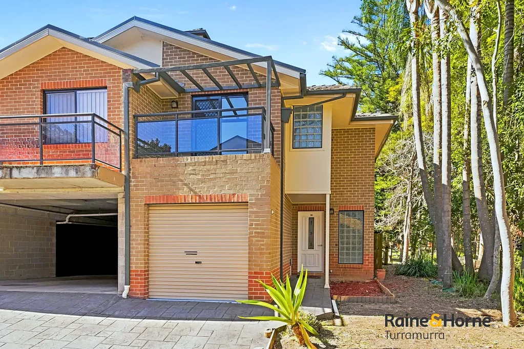 Modern Townhouse Living in the Heart of Hornsby