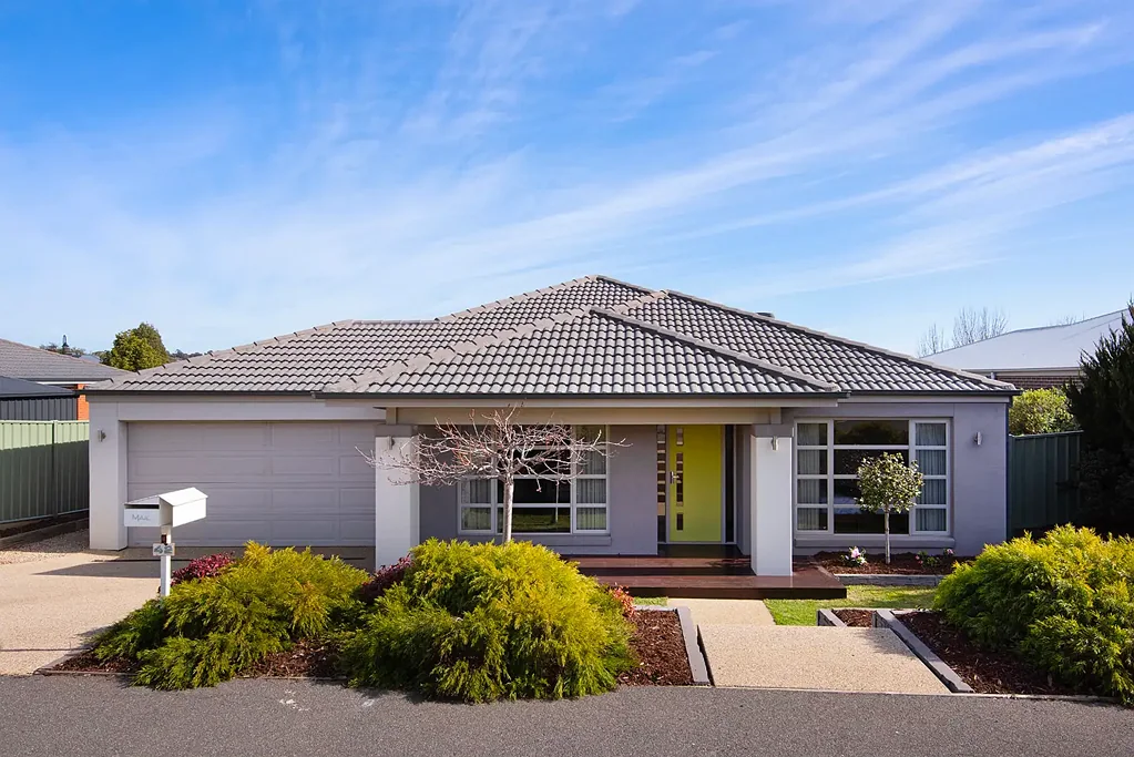 42 Highland Way, Maiden Gully, VIC 3551