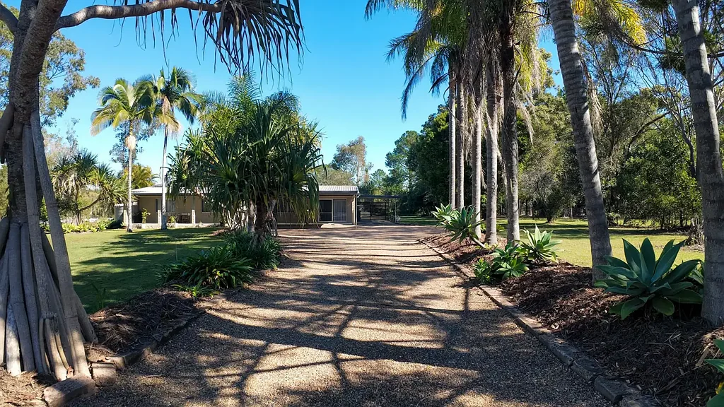Cooroibah 4غرفة نوم Private Five Acre Sanctuary With Endless Lifestyle Potential