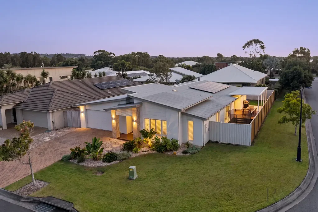 16 Ponytail Circuit, Mountain Creek, QLD 4557