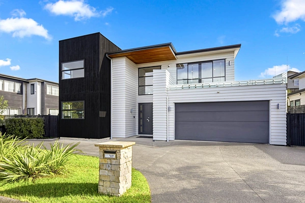 9 Caldera Drive, Long Bay, North Shore City