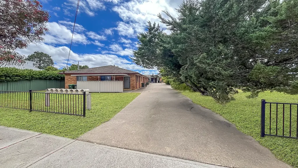 Centrally Located 2 Bedroom Unit