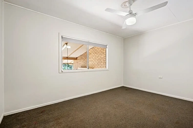 12 Grahams Road, Strathpine, QLD 4500, 4 rūma, 1 rūma horoi, House