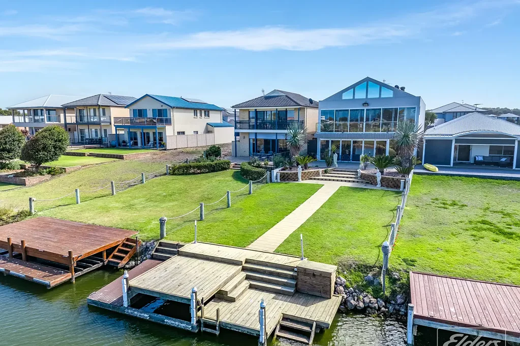 Hindmarsh Island 4ห้องนอน Executive Marina Stunner