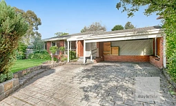 64 Allumba Drive, St Helena
