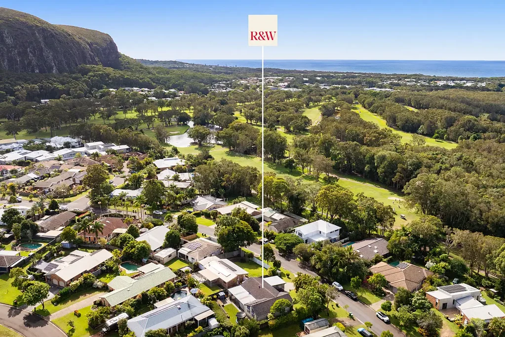 Mount Coolum 3Kwarto Immaculate Family Living with Stunning Mount Coolum Views